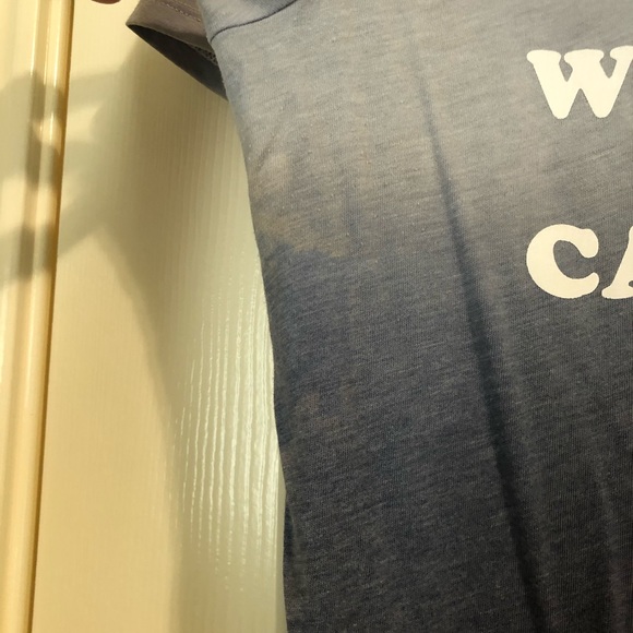 Hollister Lightweight T-shirt Medium - Picture 6 of 6